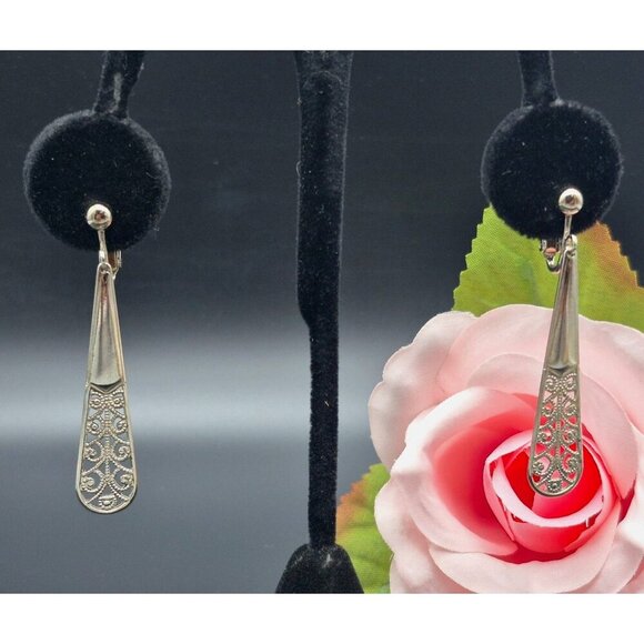 Silver Tone Dangle Drop Clip On Earrings 2" Filigree Teardrop MINT Condition - Picture 4 of 8